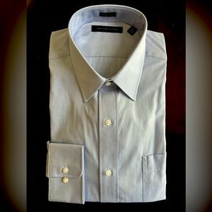 Tommy Hilfiger NWT blue Men’s dress shirt 16 1/2 neck and 34/35 sleeve